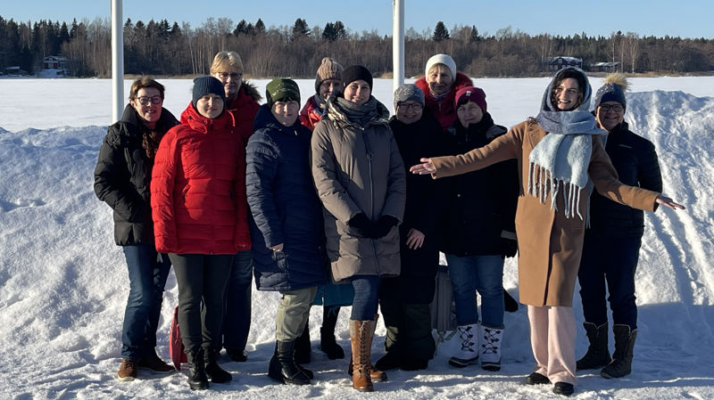 Vapaaehtoinen Vira Nabilska ohjasi ensimmäisen Turvallinen mieli -hankkeen ukrainankielisen kurssin